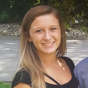 Meet your Posher, Bella